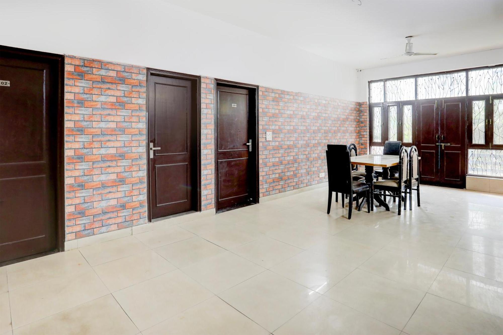 Hotel O Gupta Residency Noida Bagian luar foto